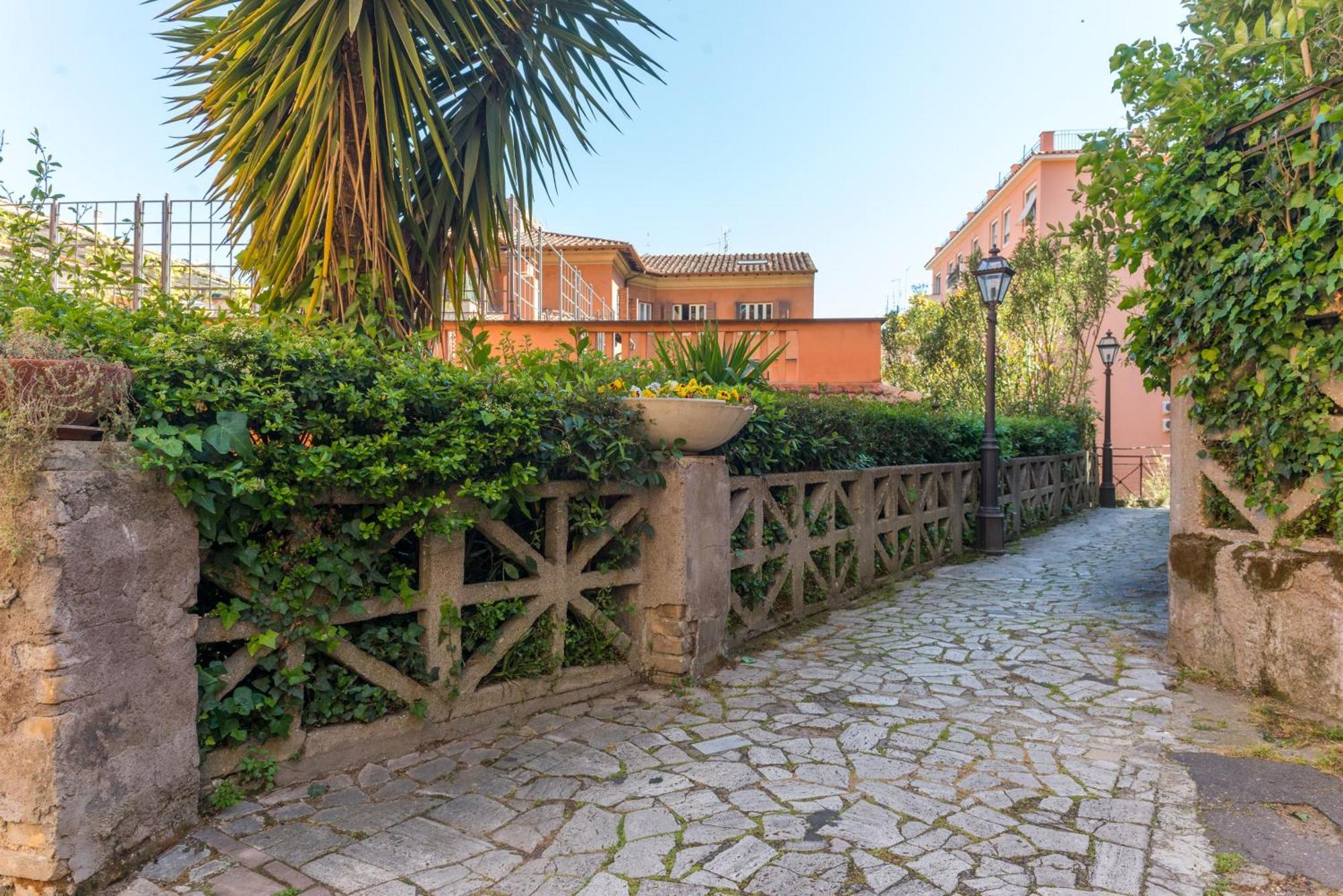 Studio In Trastevere Village Rome Extérieur photo
